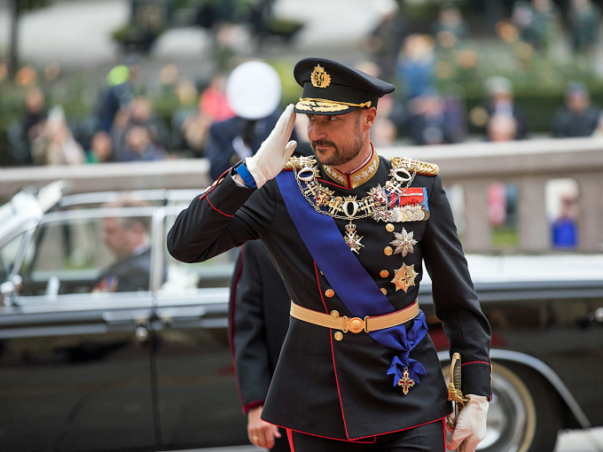 The Crown Prince Regent arrives for the opening of the 165th Storting. Photo: Morten Brakestad / Stortinget